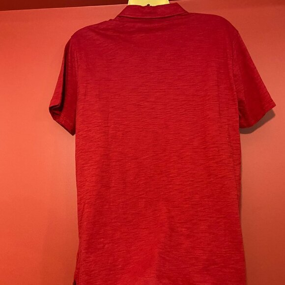 GAP Men's Red Lived-in Polo Shirt - Size Large - NWT - Picture 3 of 4